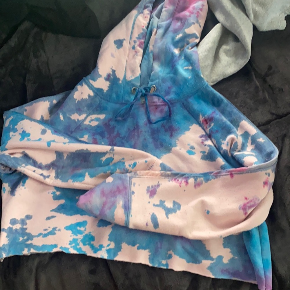 Cropped custom tye dye hoodie